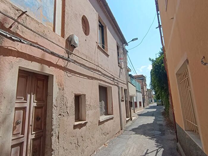 Appartamento quadrilocale in vendita in Via Guglielmo Oberdan Snc, Lamezia Terme