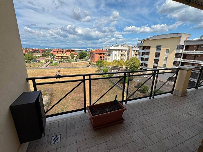 Appartamento bilocale in affitto in Via Achille Capizzano, Anagnina, Roma