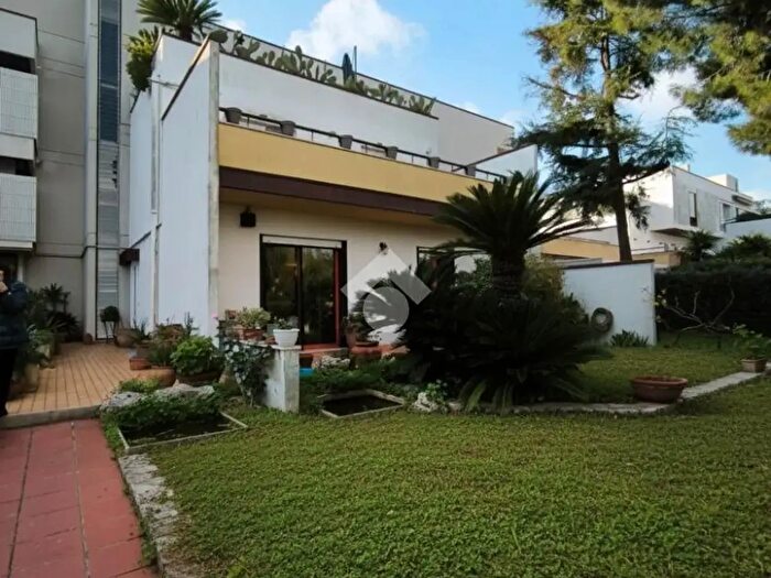 Appartamento trilocale in vendita in Viale delle Querce, Noicattaro