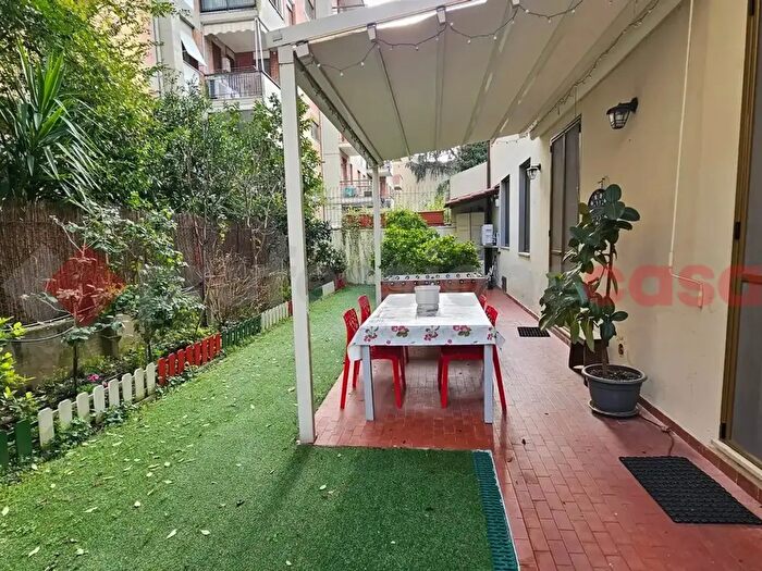 Appartamento con 6 locali in vendita in Via Frusa, Firenze