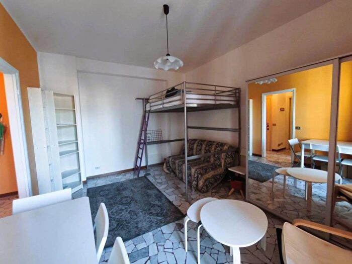 Appartamento monolocale in affitto in Via Maestri Campionesi, Cadore, Milano