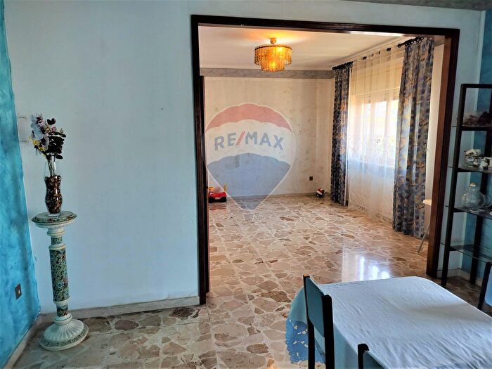 Appartamento con 6 locali in vendita in Via Masaniello, Catania