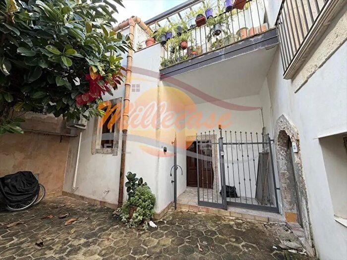 Appartamento bilocale in vendita in Via della Giudecca, Siracusa