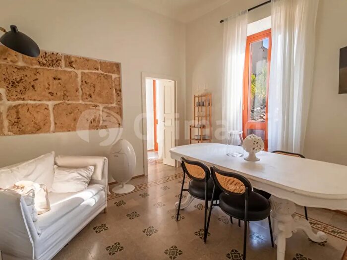 Casa quadrilocale in vendita in Noto