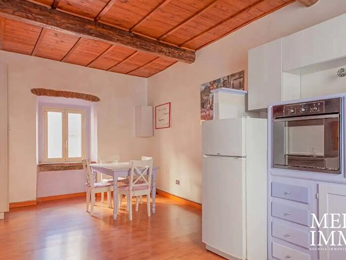 Appartamento con 6 locali in affitto in Via della Parrocchia, Viterbo
