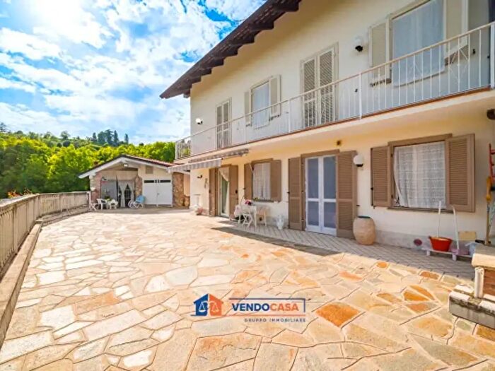 Casa quadrilocale in vendita in Strada Fontana Operti, Bra