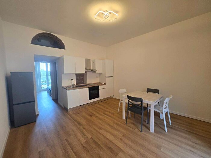 Appartamento bilocale in affitto in Via Pastrengo, Isola, Milano