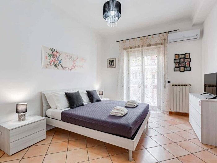 Appartamento trilocale in affitto in Via Fabrizio Guicciardi, Pigneto, Roma