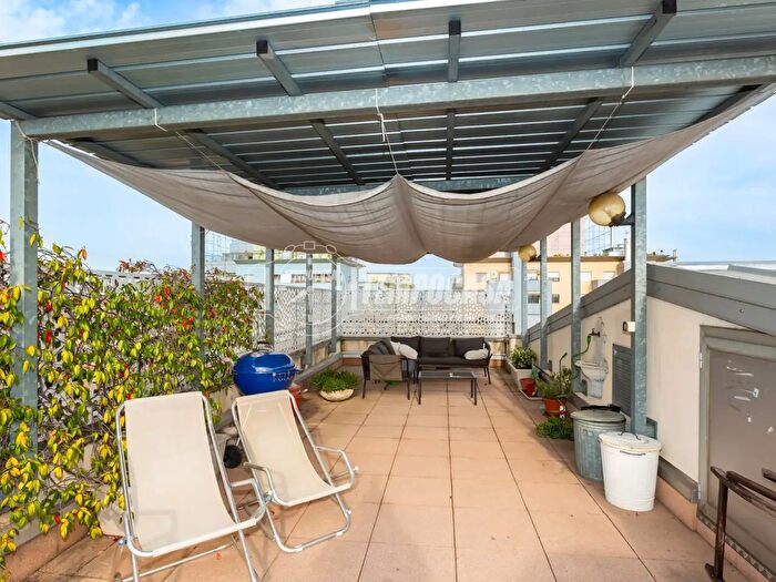 Appartamento trilocale in vendita in Via Val della Torre, Torino