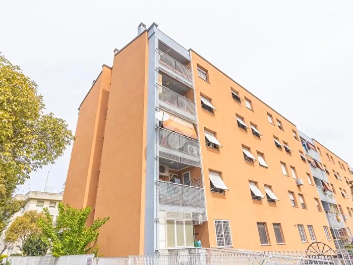 Appartamento bilocale in vendita in Via Jacopo della Quercia, Roma