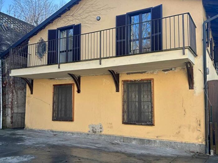 Case in Vendita e in Affitto - 2