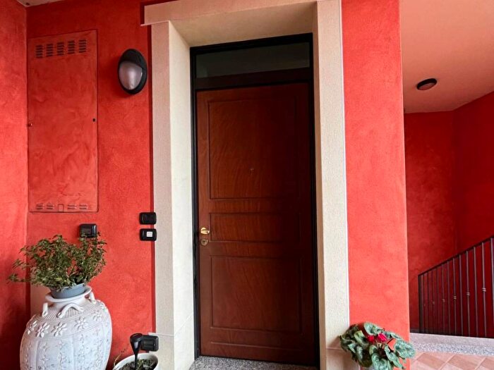 Appartamento bilocale in affitto in Via Luigia Fiorini, Mazzano