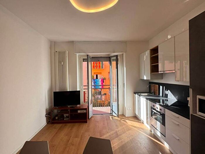 Appartamento bilocale in affitto in Viale Zara, Istria, Milano