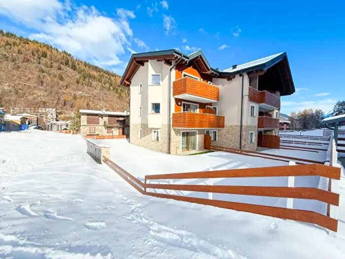 Appartamento trilocale in affitto in Corso Roma, Aprica