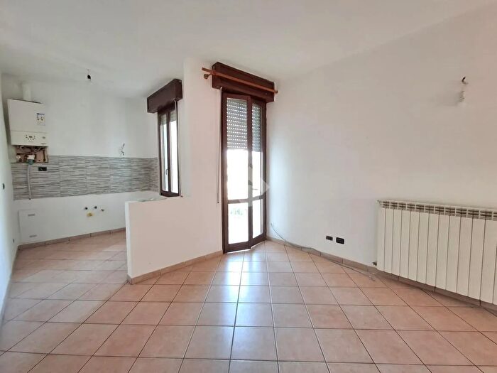 Appartamento trilocale in vendita in Via V Alfieri, Carpaneto Piacentino