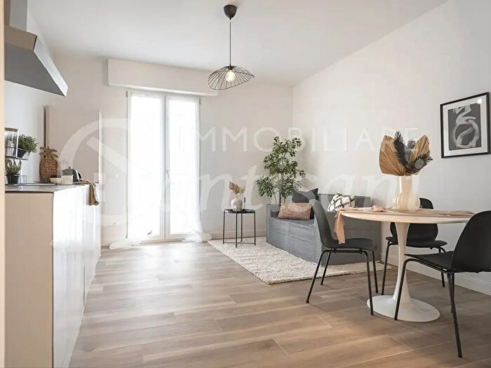 Appartamento trilocale in vendita in Via Niccolò Piccinni, Firenze