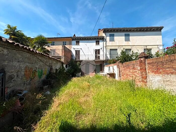 Casa con 5 locali in vendita in Via Roma, Casorzo Monferrato