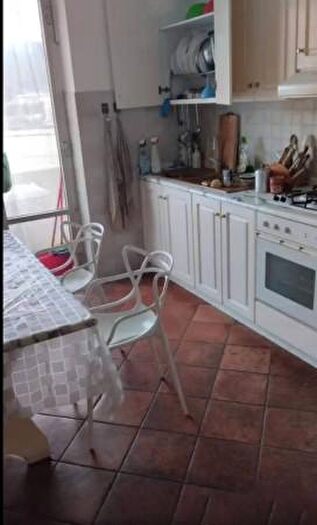 Appartamento con 6 locali in vendita in Via Sigismondo Muscola, Genova