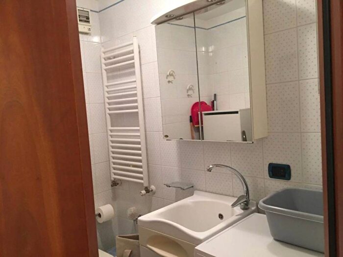 Appartamento bilocale in affitto in Via Santa Caterina da Siena, Quartieri Spagnoli, Napoli