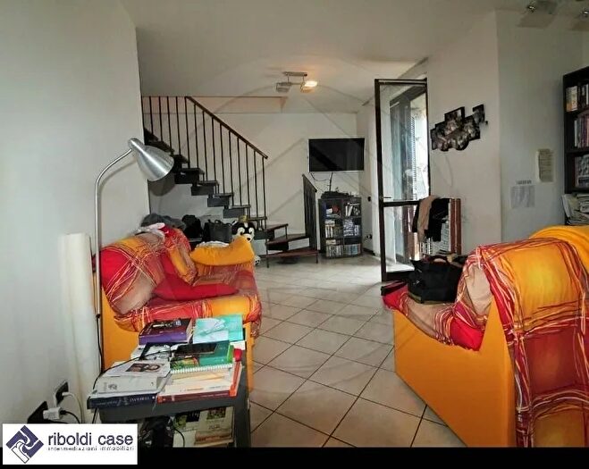 Appartamento quadrilocale in vendita in Triuggio