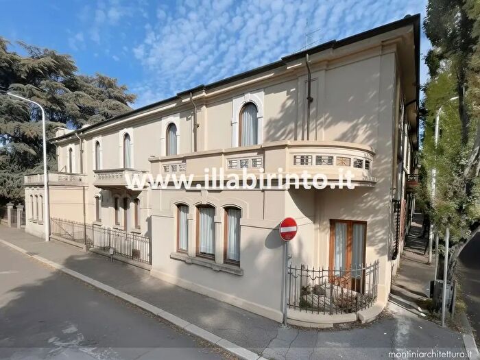 Appartamento trilocale in vendita in Via Oriani, Faenza