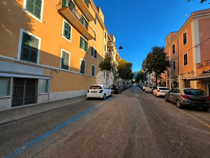 Appartamento con 6 locali in vendita in Via Empolitana, Tivoli