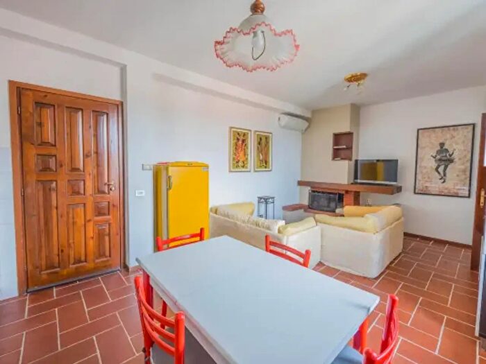 Appartamento trilocale in vendita in Via Pisenze, Manerba Del Garda