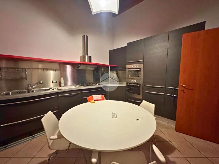 Appartamento trilocale in vendita in Via Dosso, Viadanica