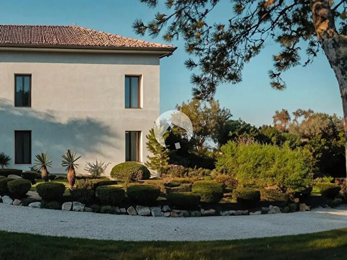 Casa con 10 locali in vendita in Via Grazie, Correggio