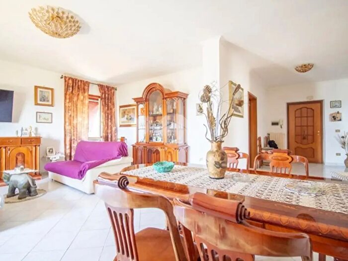 Appartamento trilocale in vendita in di Strada Colle Marocco, Palombara Sabina