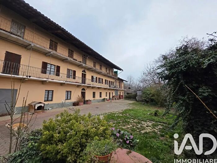 Casa con 11 locali in vendita in Localitãnbsp Case Piandane Superiore, Pertusio