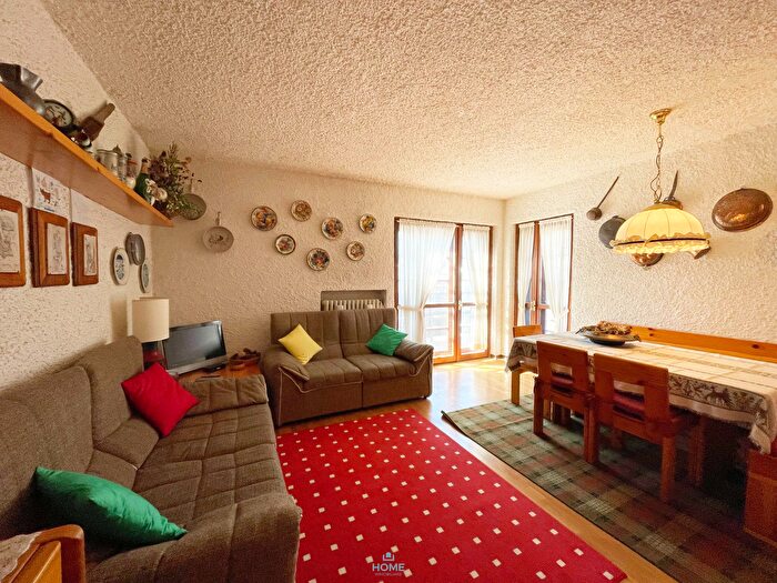 Appartamento con 5 locali in vendita in Via Cascata, Madesimo