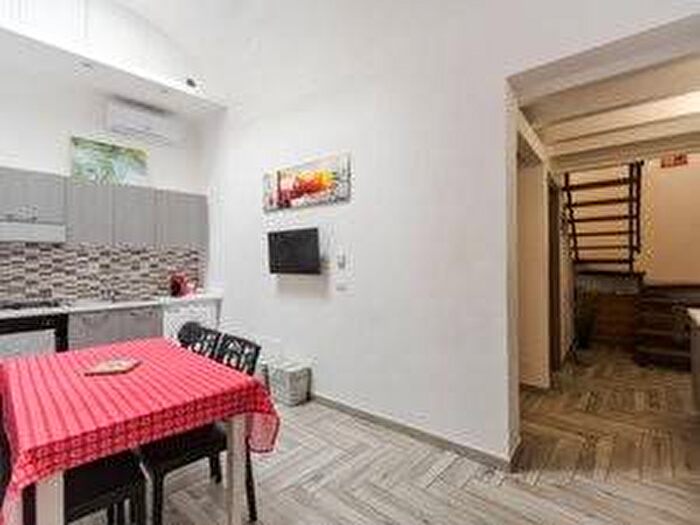 Appartamento quadrilocale in affitto in Via Cordai, Via delle Calcare, Catania