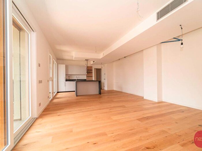 Appartamento quadrilocale in affitto in Via Giovanni Battista Piranesi, Porta Vittoria, Milano
