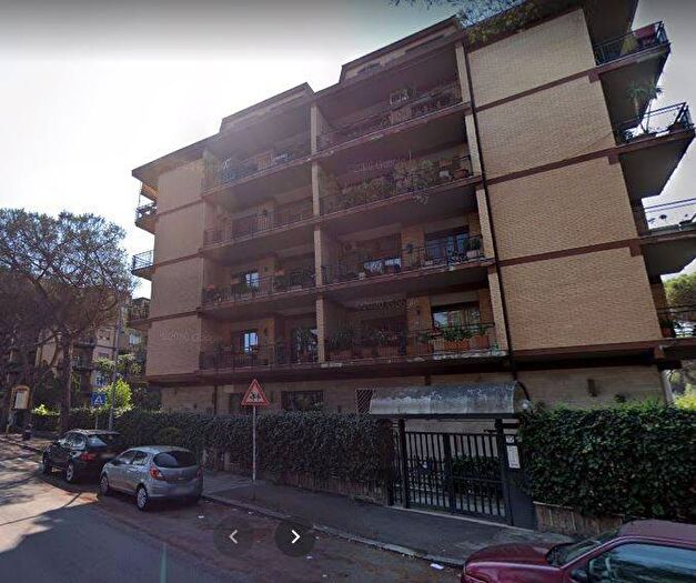 Appartamento con 6 locali in affitto in Via Marcello Garosi, Mostacciano, Roma