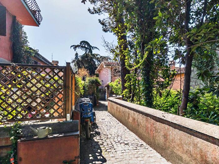 Appartamento bilocale in affitto in Via Ardeatina, Navigatori, Roma