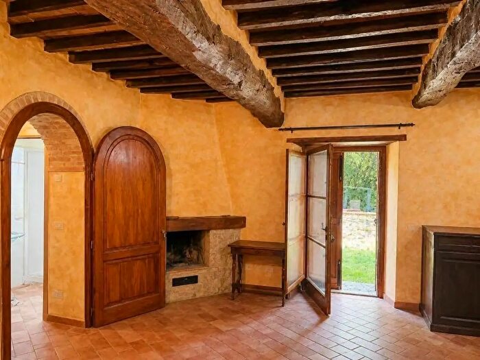 Appartamento trilocale in vendita in Poggibonsi