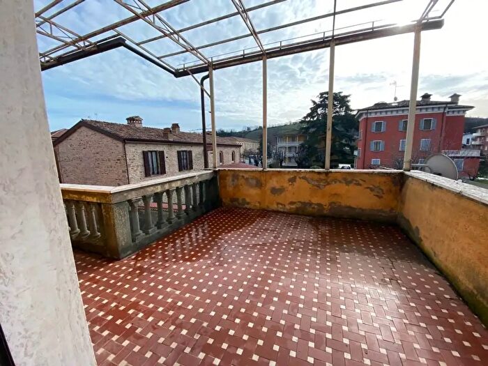 Casa con 7 locali in vendita in Ponte DellOlio