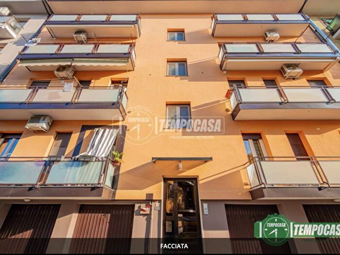 Casa bilocale in affitto in Via Michelangelo Buonarroti, Centro, Lodi Vecchio