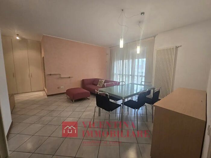 Appartamento trilocale in vendita in Via Fratelli Levis, Vicenza