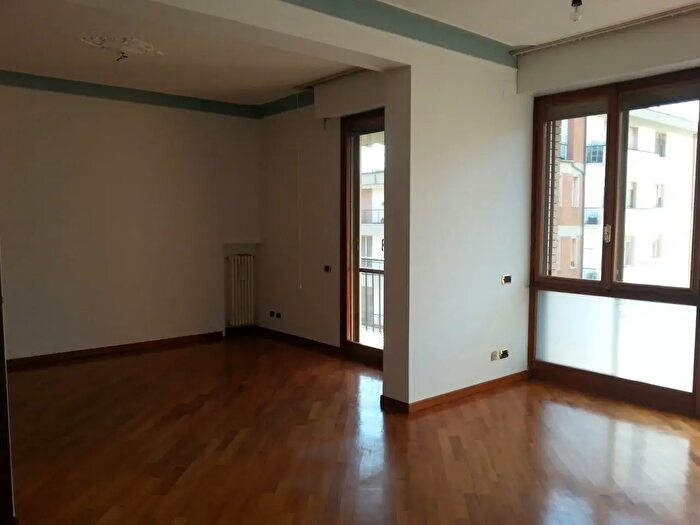 Appartamento con 5 locali in vendita in Pisa