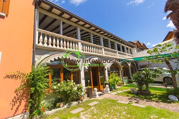 Casa con 14 locali in vendita in Via Troset Cordenons, Cordenons