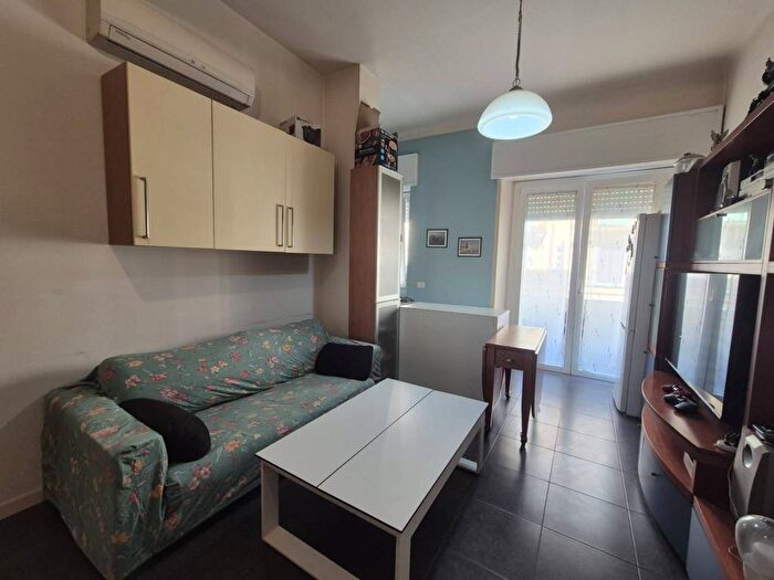 Appartamento bilocale in affitto in Viale Carlo Espinasse, Certosa, Milano