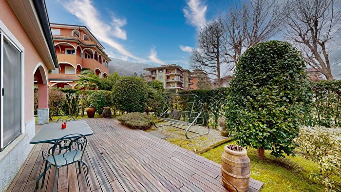 Appartamento con 5 locali in vendita in Stresa