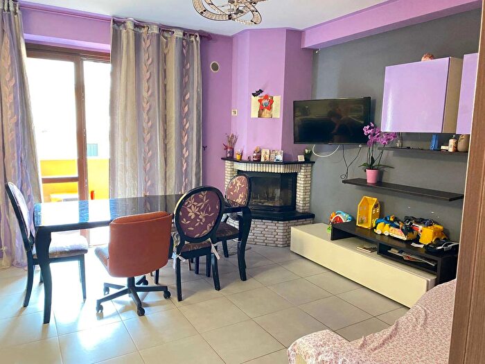 Appartamento trilocale in vendita in Via Eugenio Curiel, Spoleto