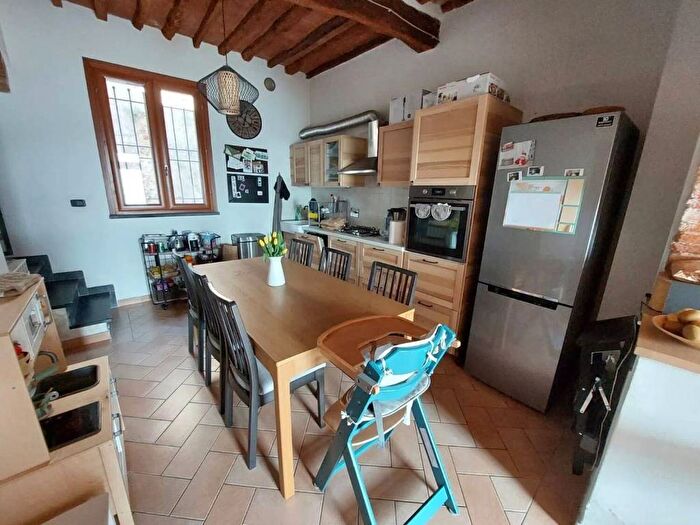 Casa quadrilocale in affitto in Via Tosco Romagnola, San Frediano Sud San Lorenzo a Pagnatico, Cascina