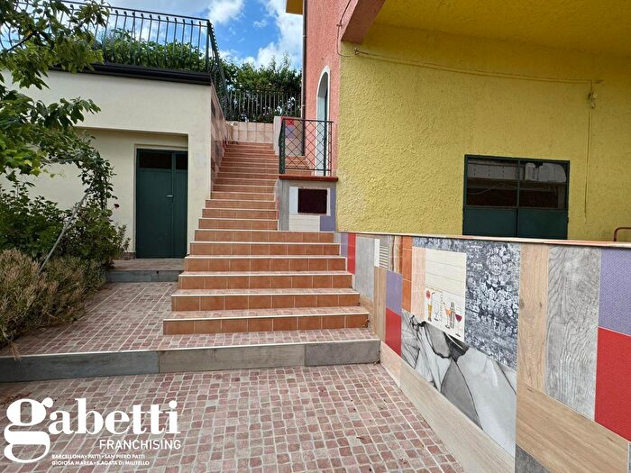 Casa con 5 locali in vendita in Cda Iannello, Brolo
