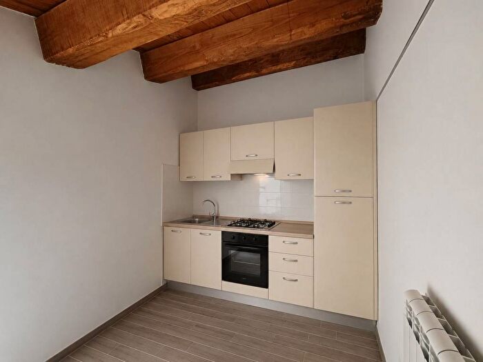Appartamento bilocale in affitto in Via Lucchino, Collebrincioni Assergi, L'Aquila