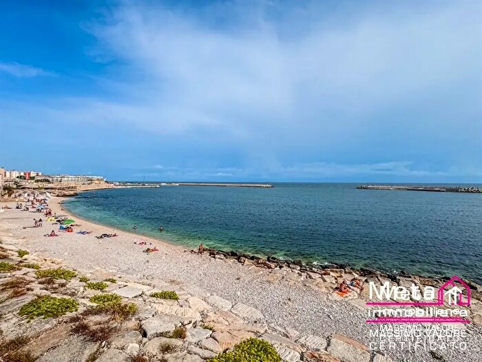 Appartamento trilocale in affitto in Via XXV Aprile, Bisceglie