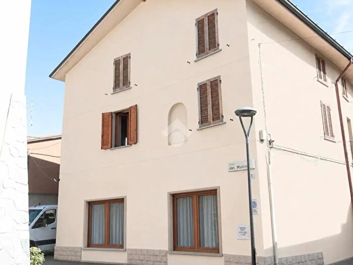 Casa trilocale in vendita in Via Dante, Bellusco